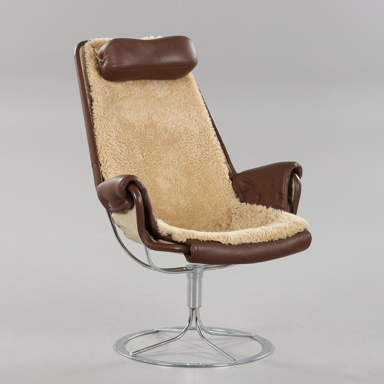 BRUNO MATHSSON. Lænestol, "Jetson", Dux, designet i 1969.