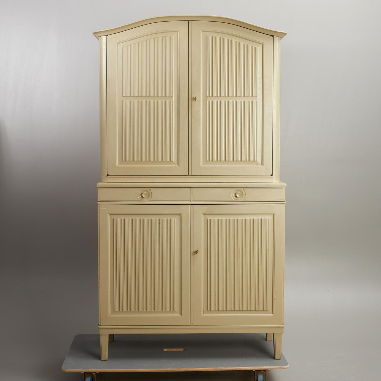 CARL MALMSTEN. Skåp, "Herrgården".