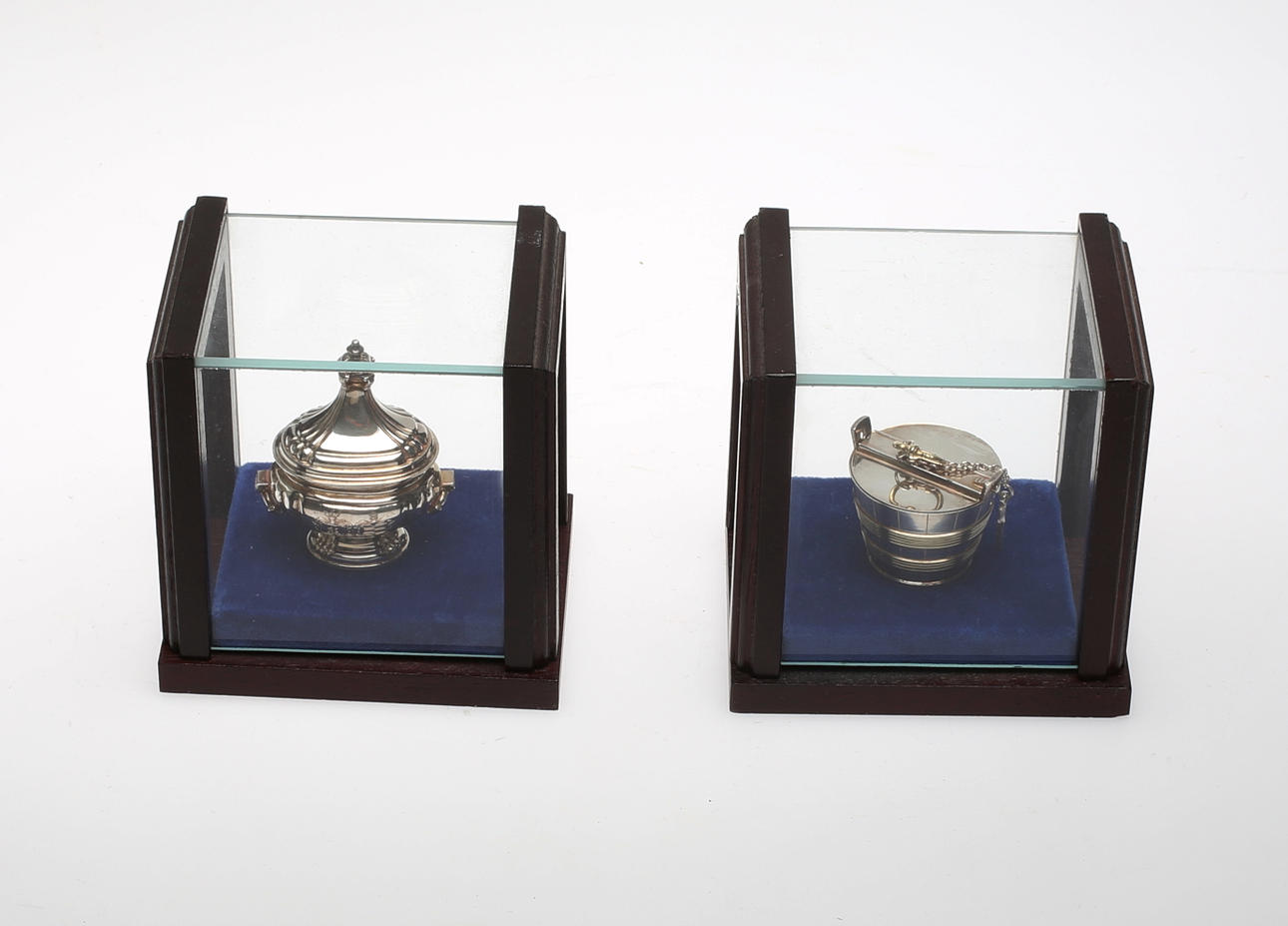 GAB Svenska Silverskatten, 2 delar.