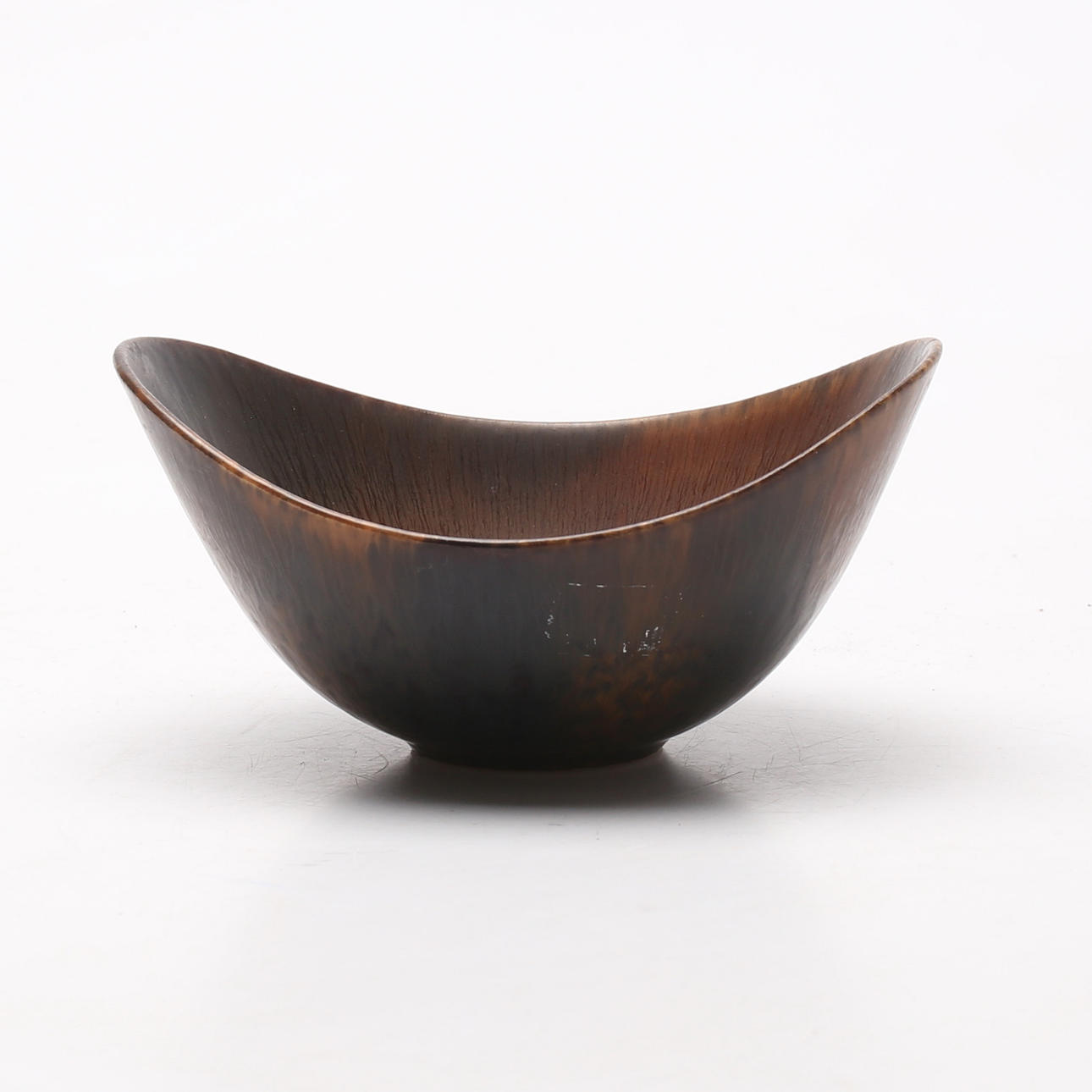GUNNAR NYLUND. Bowl. Stoneware. Rörstrand.