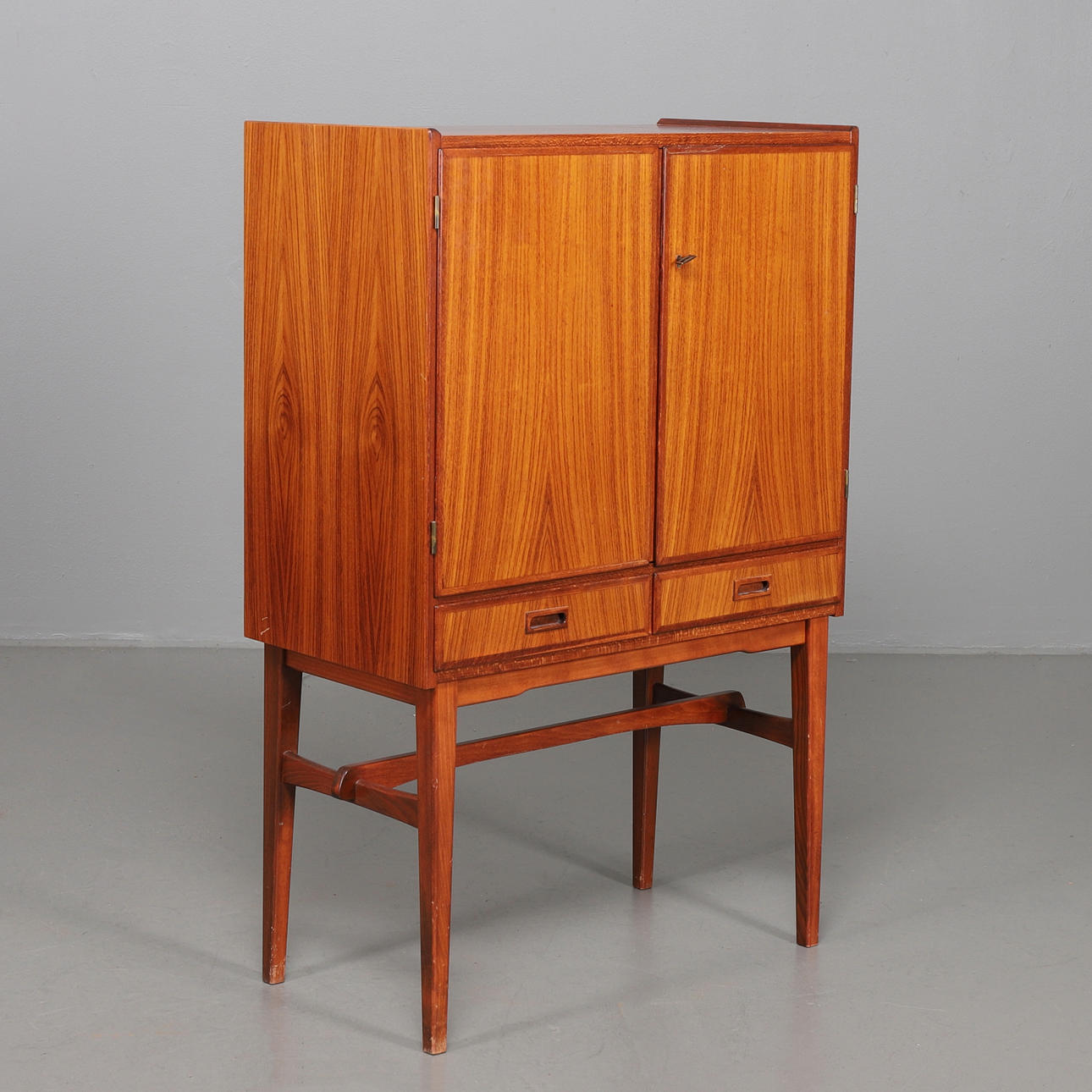 BARSCHRANK, Palisander, 60er / 70er Jahre.