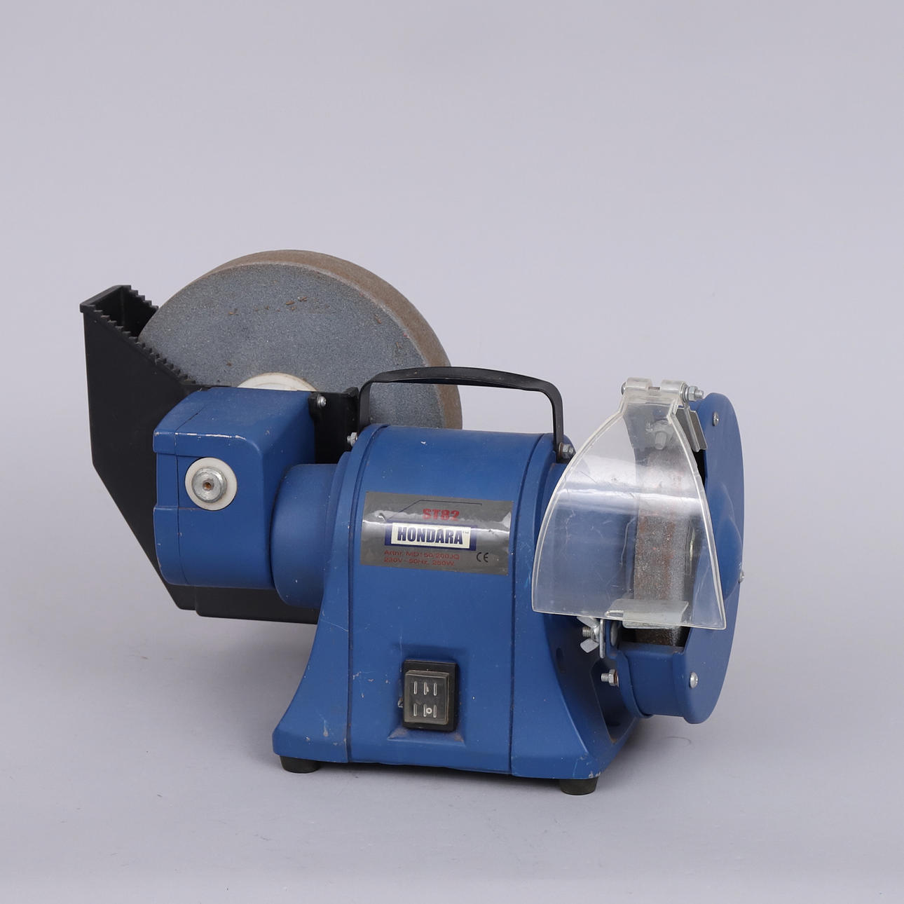 BENCH GRINDER, marking Hondara ST 82.