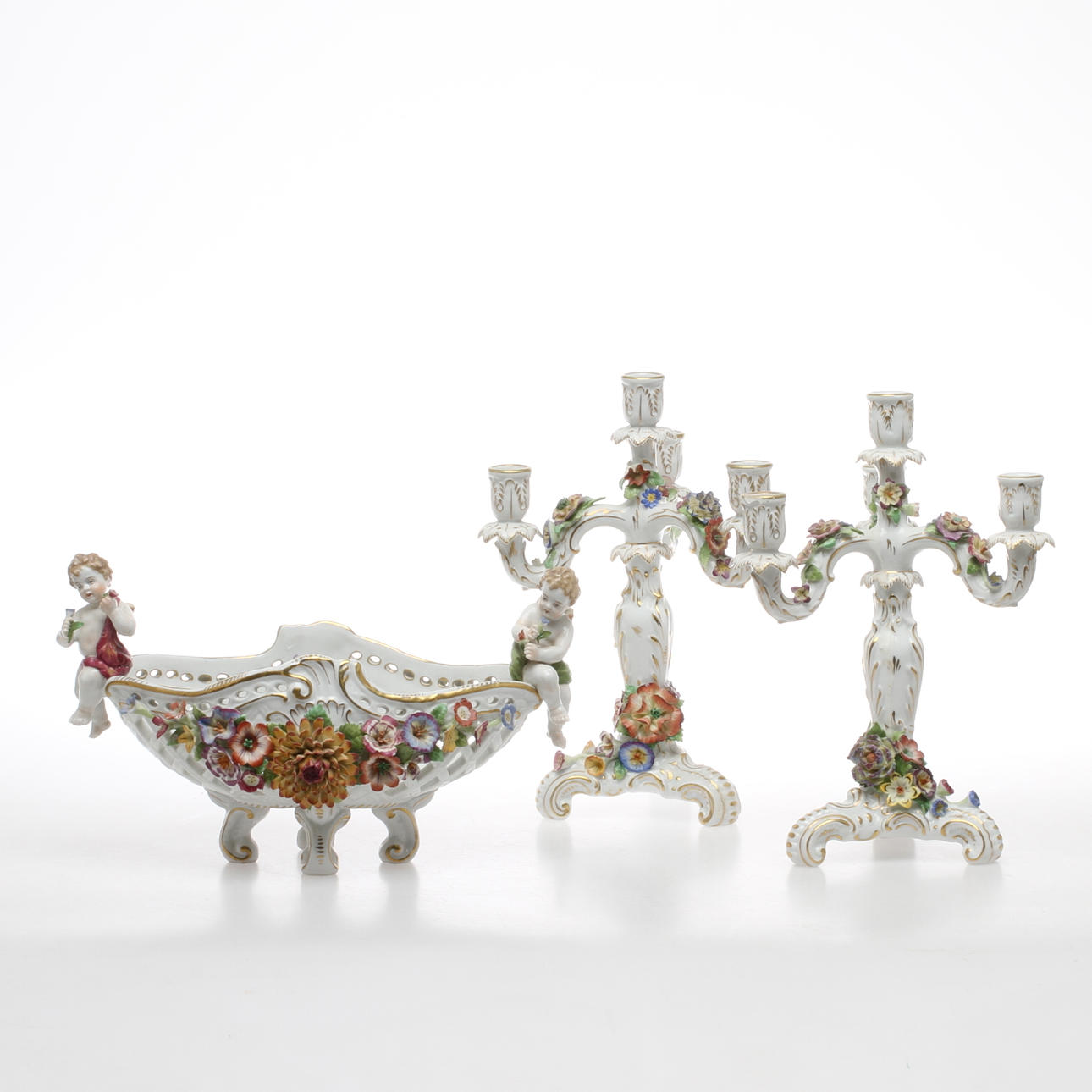 KANDELABRAR, 1 par, JARDINJÄR, porslin, Schierholz, 1900-tal.