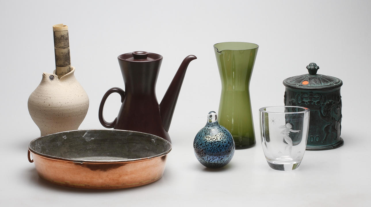 DIVERSE, keramik, glas och metall, 1900-tal.