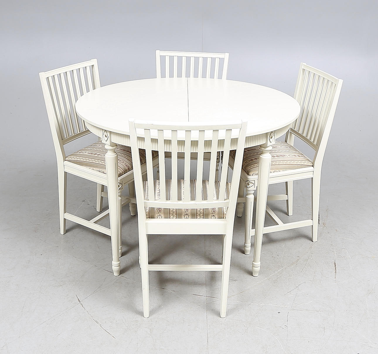 MATSALSGRUPP, 5 delar, gustaviansk stil, 1900-tal.