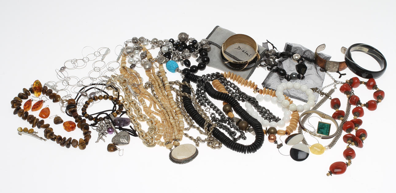 BIJOUTERIER, 1900/2000-tal.