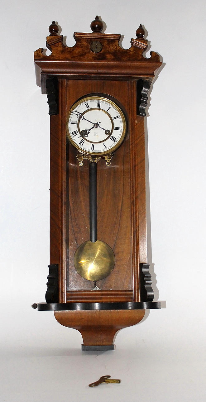 PENDELUR, trä, Junghans.