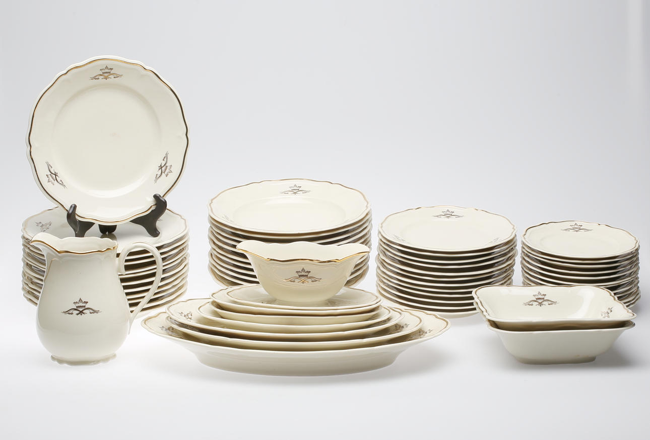 MATSERVIS, Hackefors, 58 delar.