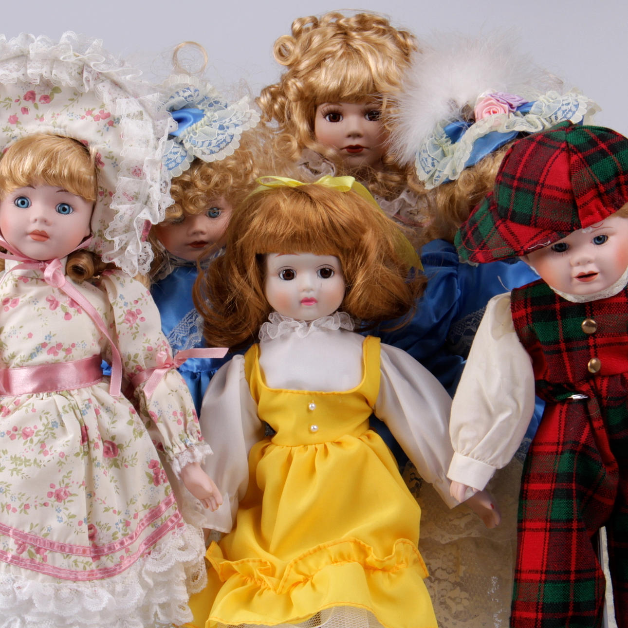 DOCKOR, 6 st. Porslin, 1900-tal.