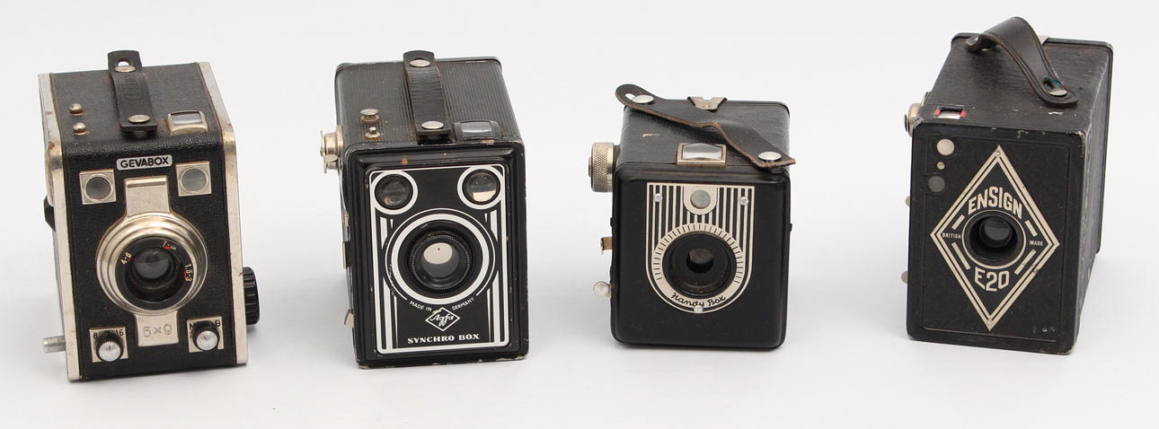 KAMERAPAKET, 4 stycken lådkameror.