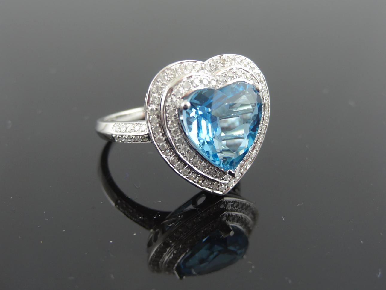 KVINNORS kärlek hjärta Design Topaz diamantring 4,42cts.