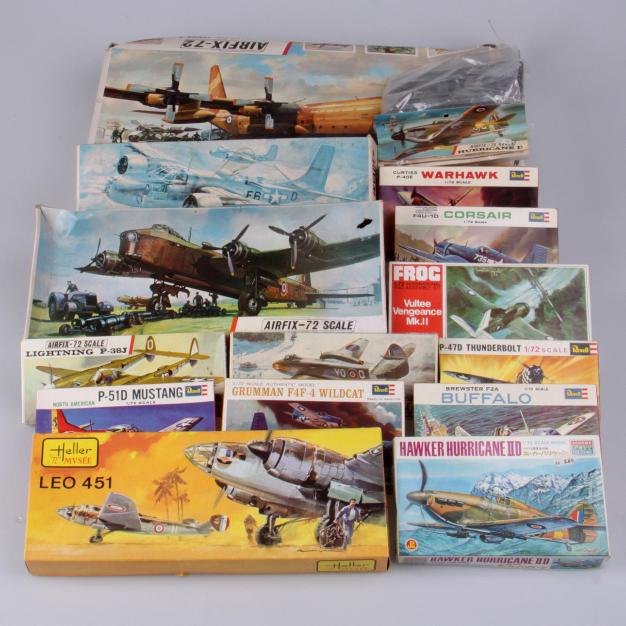 BYGGSATSER, 16 st. Flygplan, obyggda, Allierade, WW2, skala 1/72.