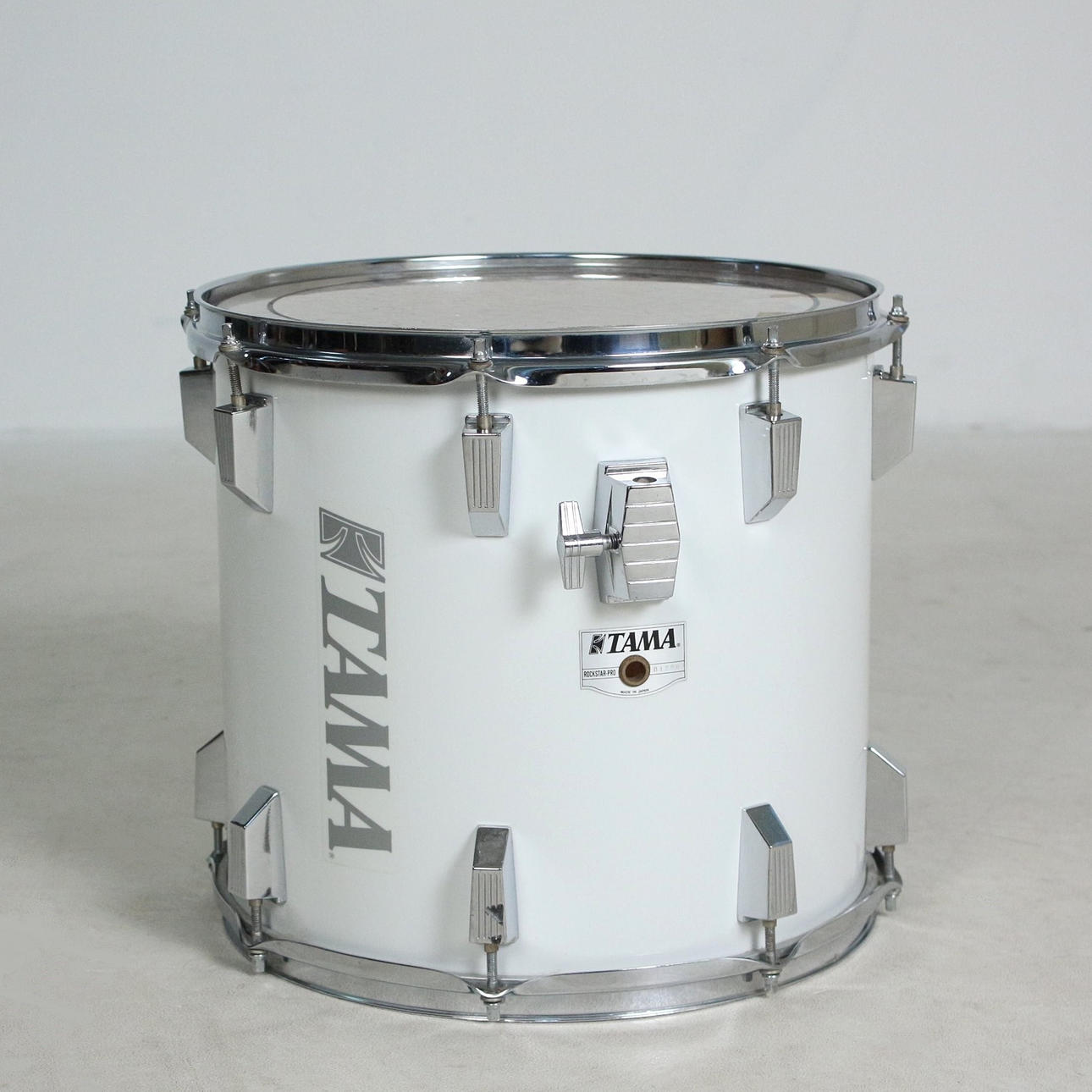 Tama 'Rockstar Pro' akustinen rumpu.