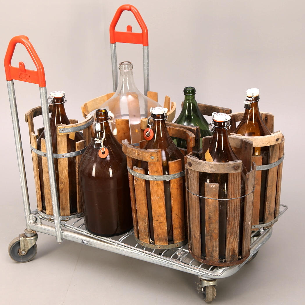 BRYGGERIFLASKOR + DAMEJEANNE, 6 st.