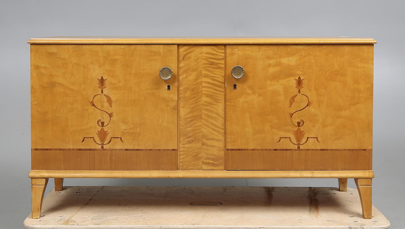 SIDEBOARD med intarsia, 1930/40-tal.