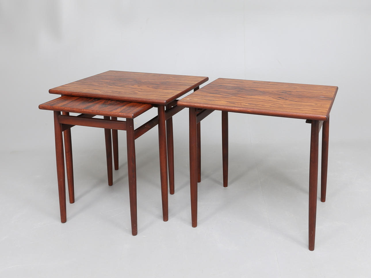 SATSBORD, 3 st , Jakaranda, 1960-tal.