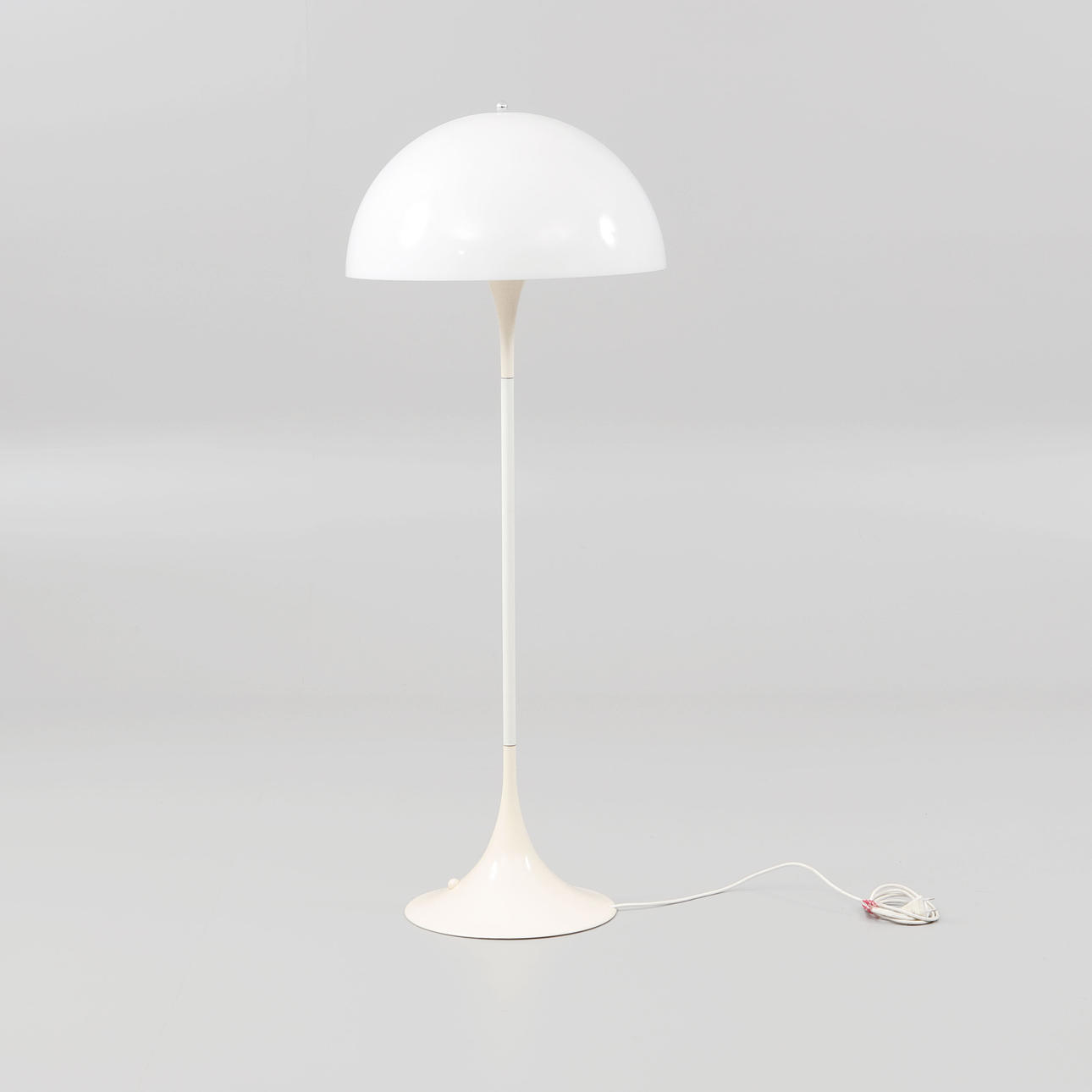 VERNER PANTON. "Pantella", floor lamp.