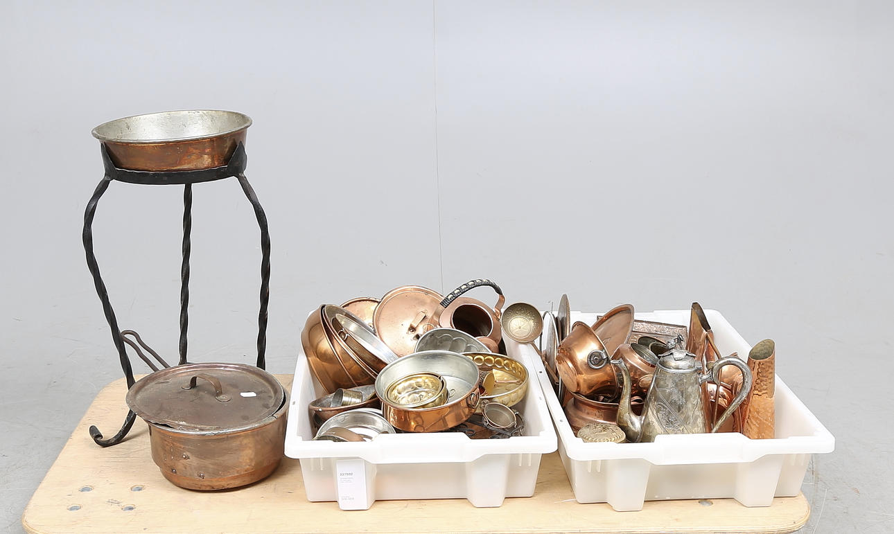 KOPPARFÖREMÅL med mera, 1800-1900-tal.