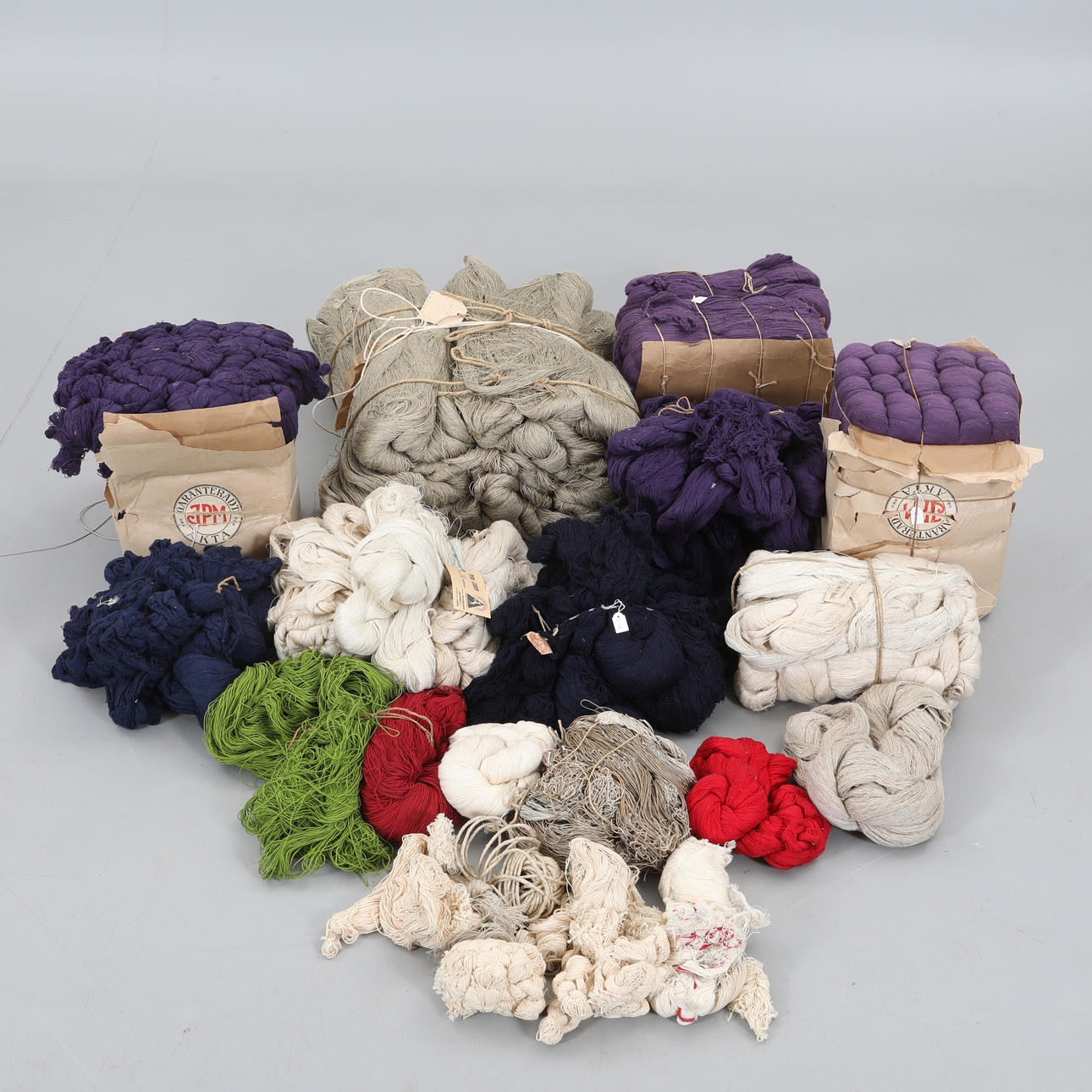 LINGARN, larger A Collection.