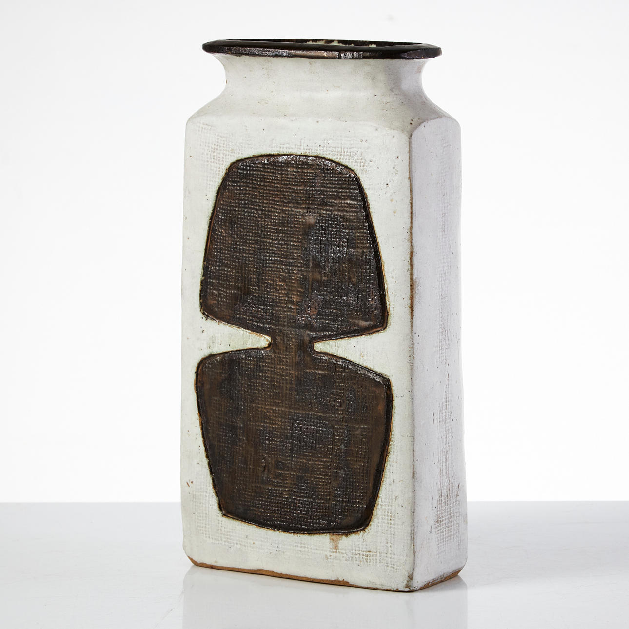 DOYLE LANE (1925-2002). vase, stoneware, 1960s, signed and dated underneath Cambridge 1968.