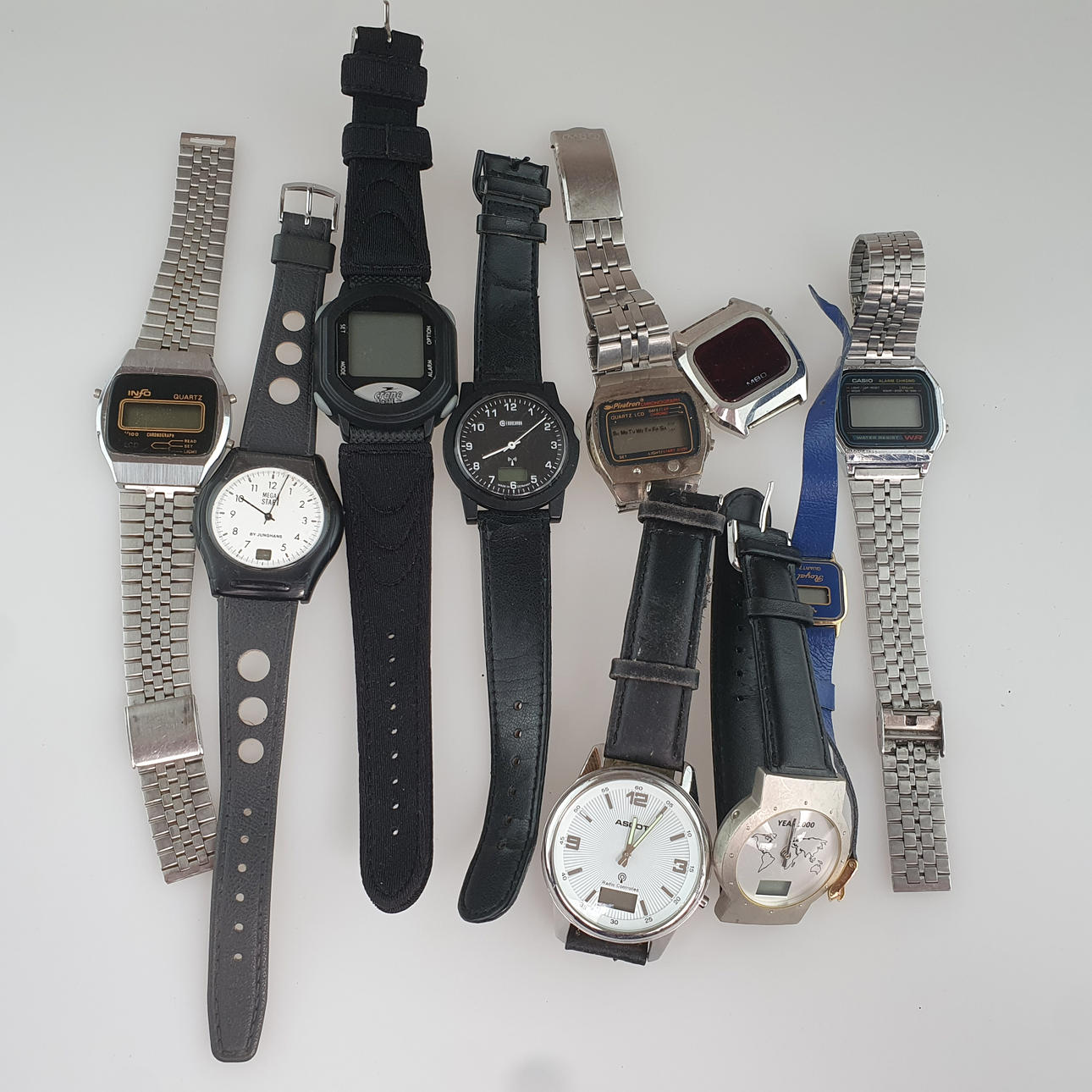 - Konvolut Armbanduhren - Funk-und Digitaluhren.