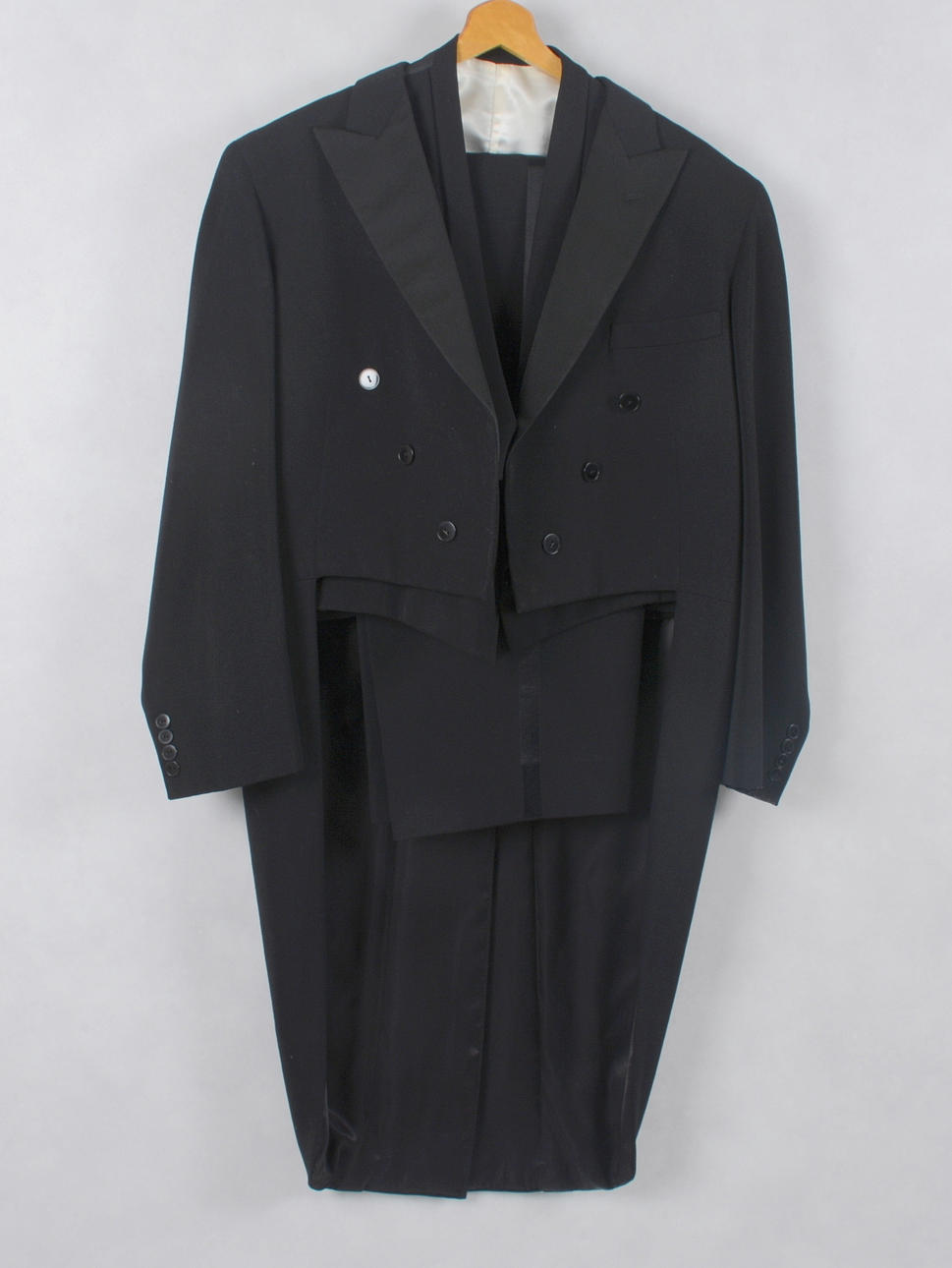 FRACK, P.C TOULEMONDE.