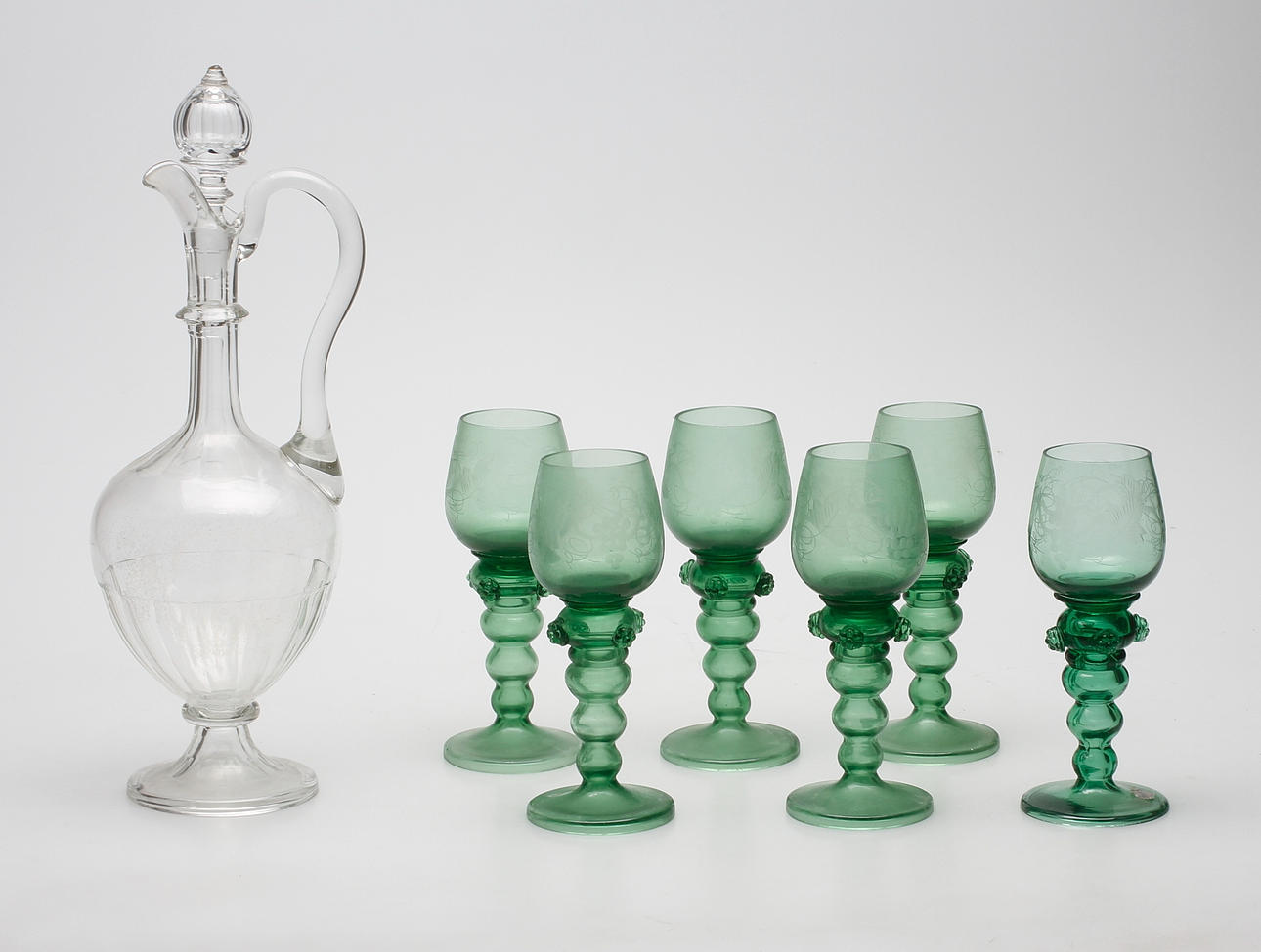 VINGLAS, 6 st samt VINKARAFF, 1900-tal.