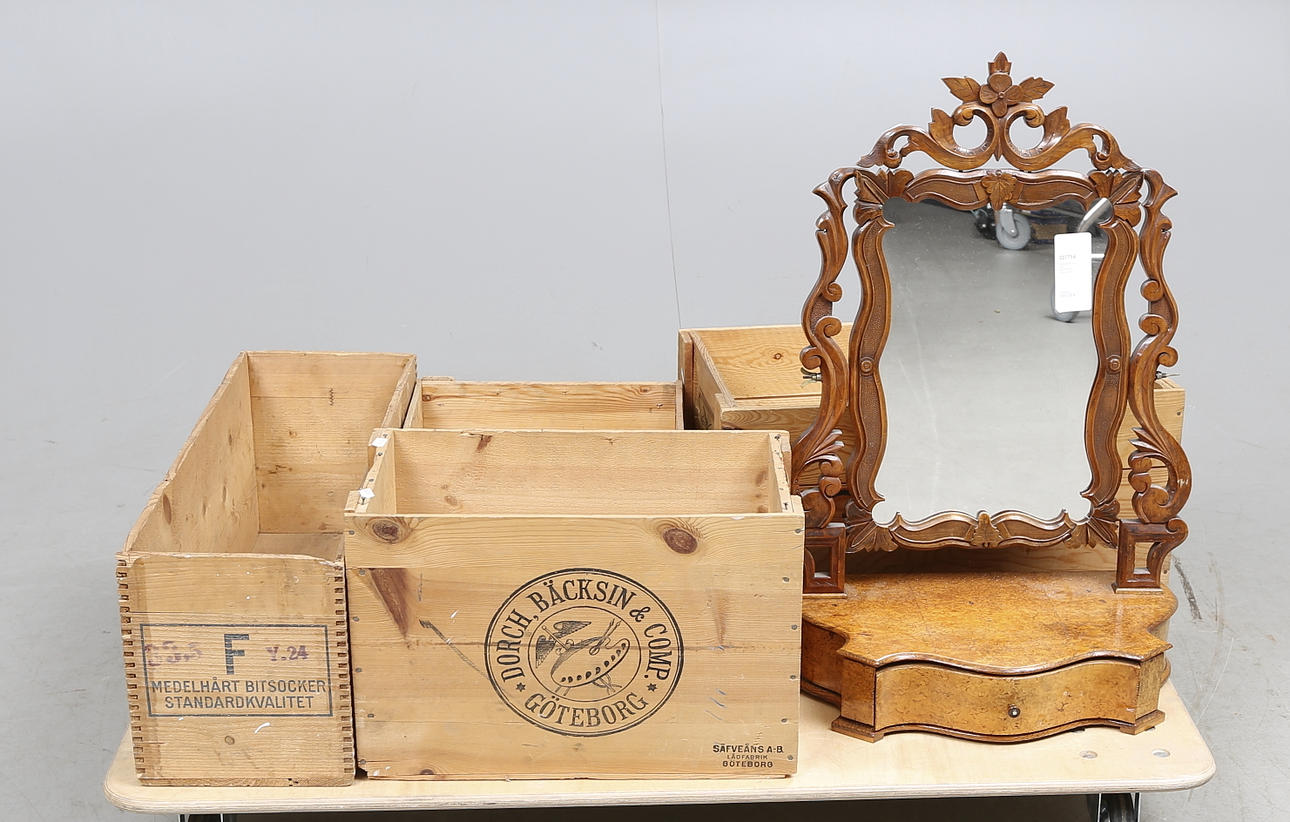 TRÄLÅDOR, 4 st samt PIGTITTARE, omkring 1900.