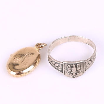 MEDAILLON, 18 Karat Gold, RING Silber.