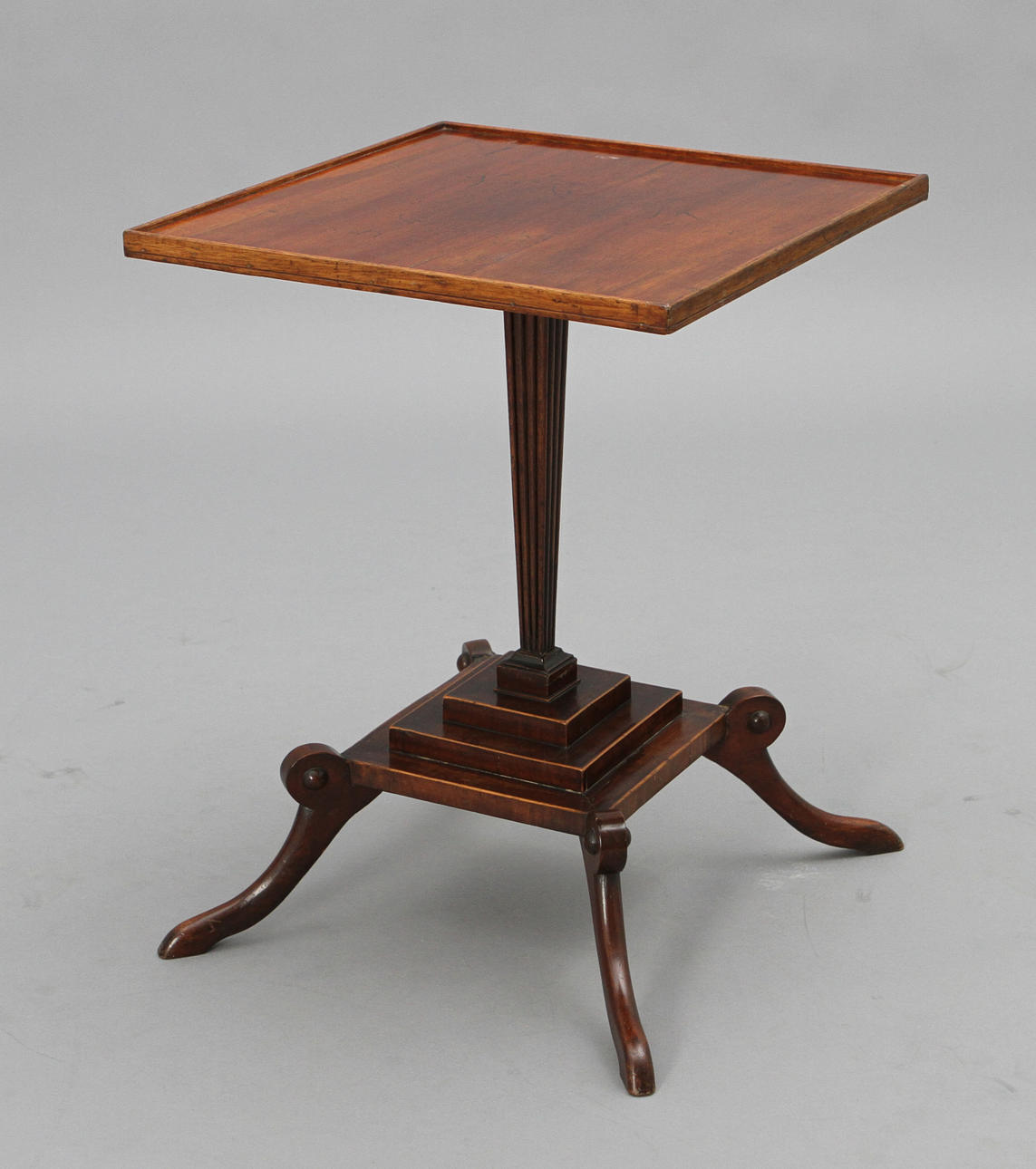 BORD, Empire-stil, 1900-talets början.