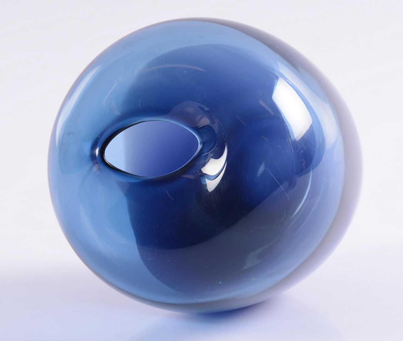 GLASVAS.