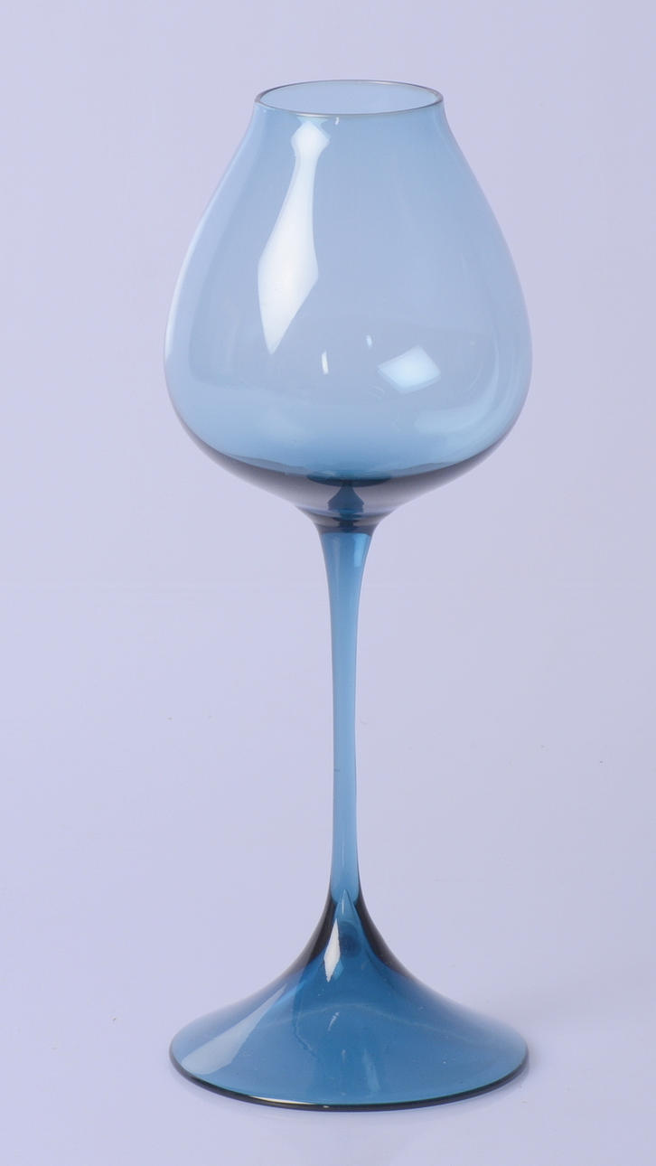 NILS LANDBERG. TILLSKRIVEN. VAS Orrefors "tulpanglas".