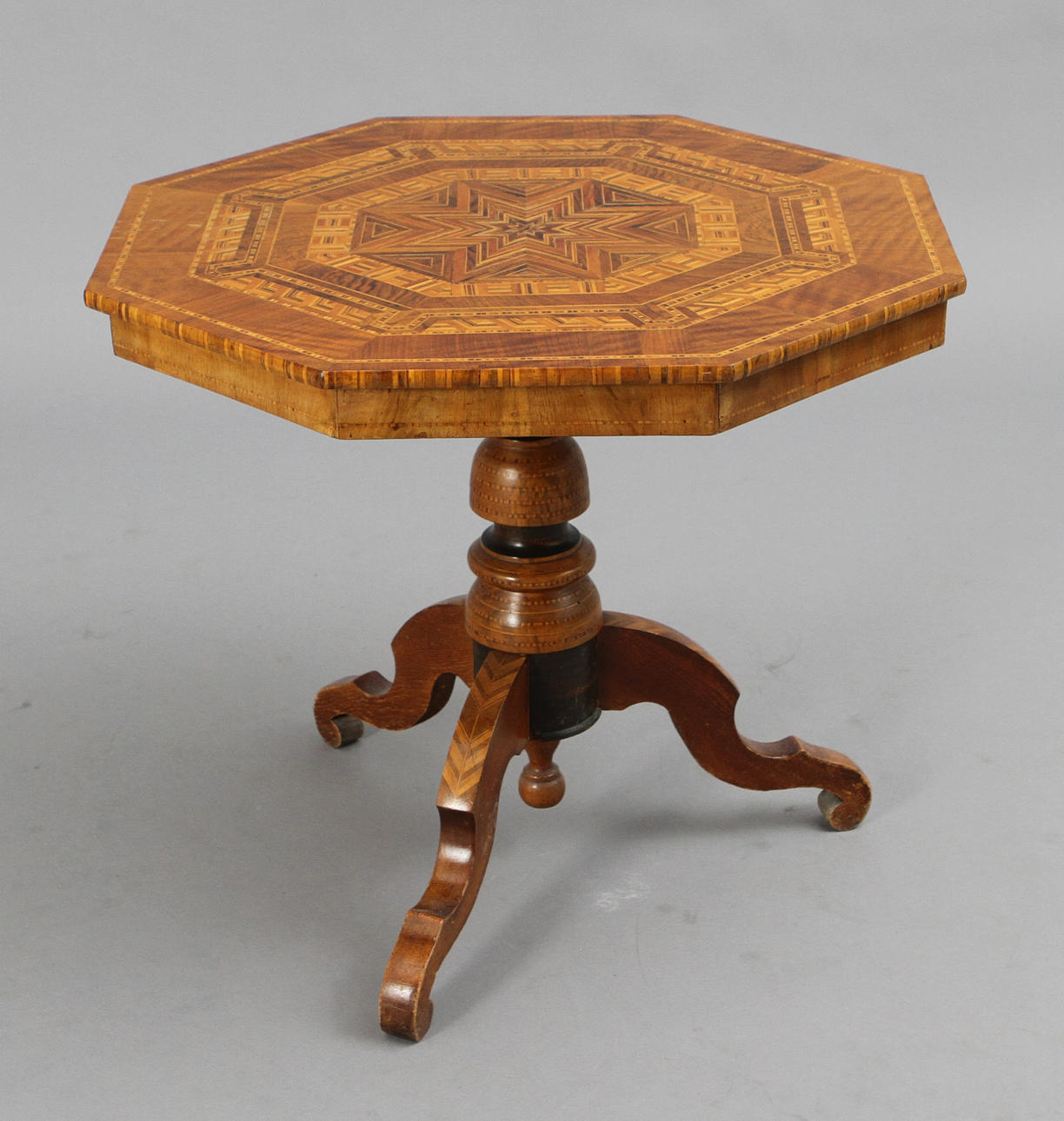 BORD, 1800/1900-tal.