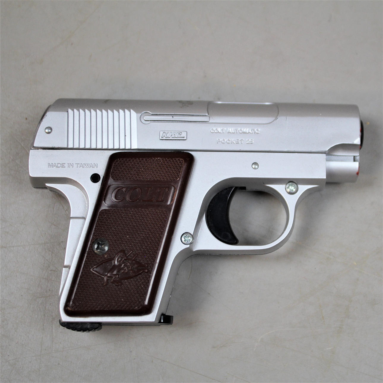 PISTOLA DE AIRE SUAVE, "Colt automatic".