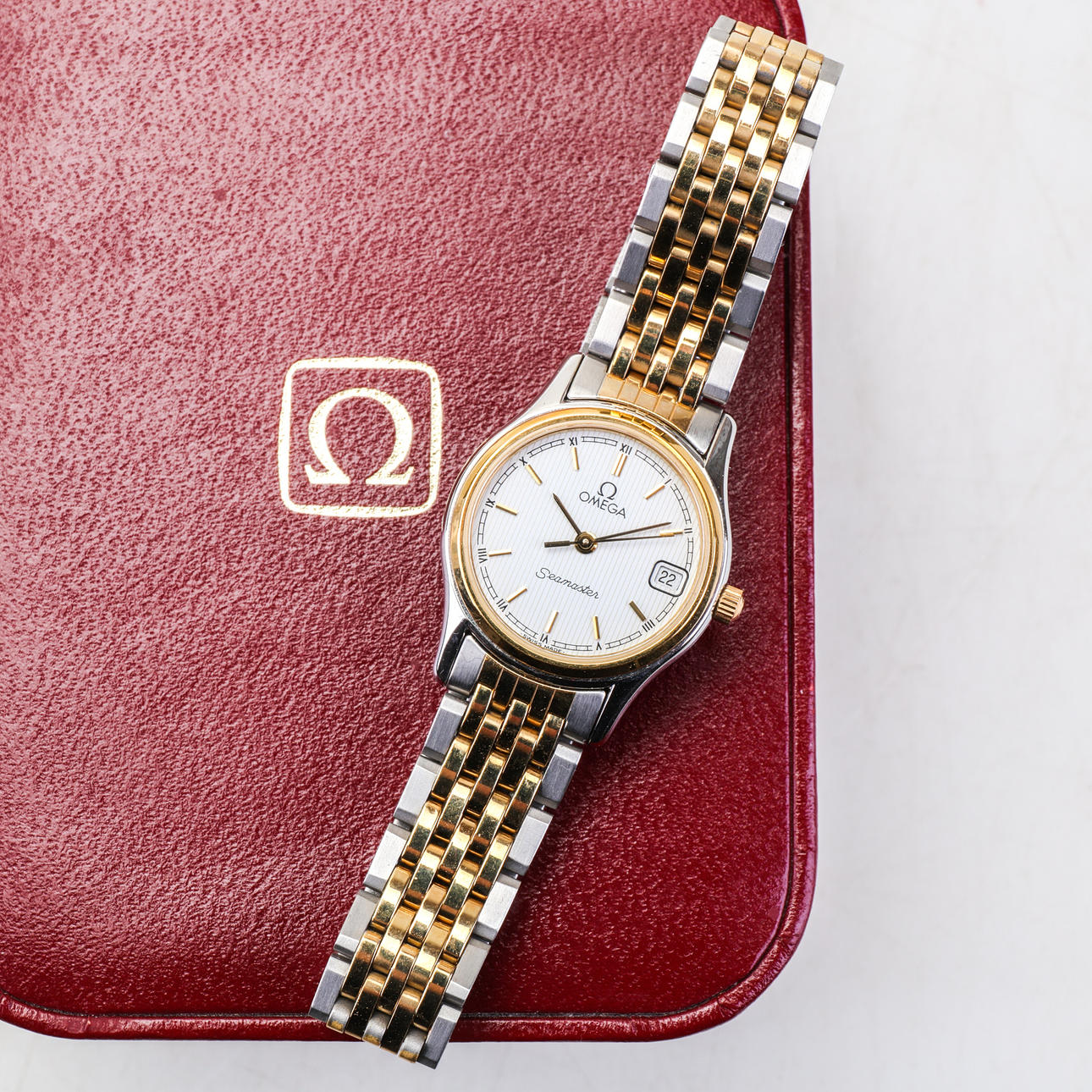 OMEGA, dam, Seamaster, quartz, datumfönster, stålarmabnd.