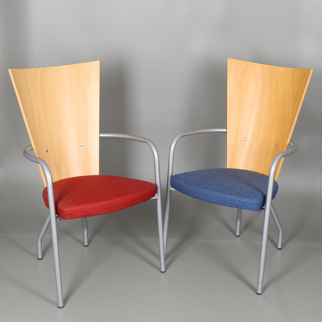 KARMSTOLAR, 1 par "Ari" Kinnarps.