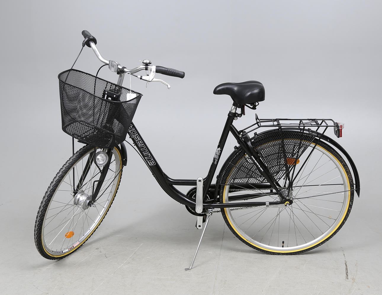 DAMCYKEL, Yosemite, "City Comfort", 28".