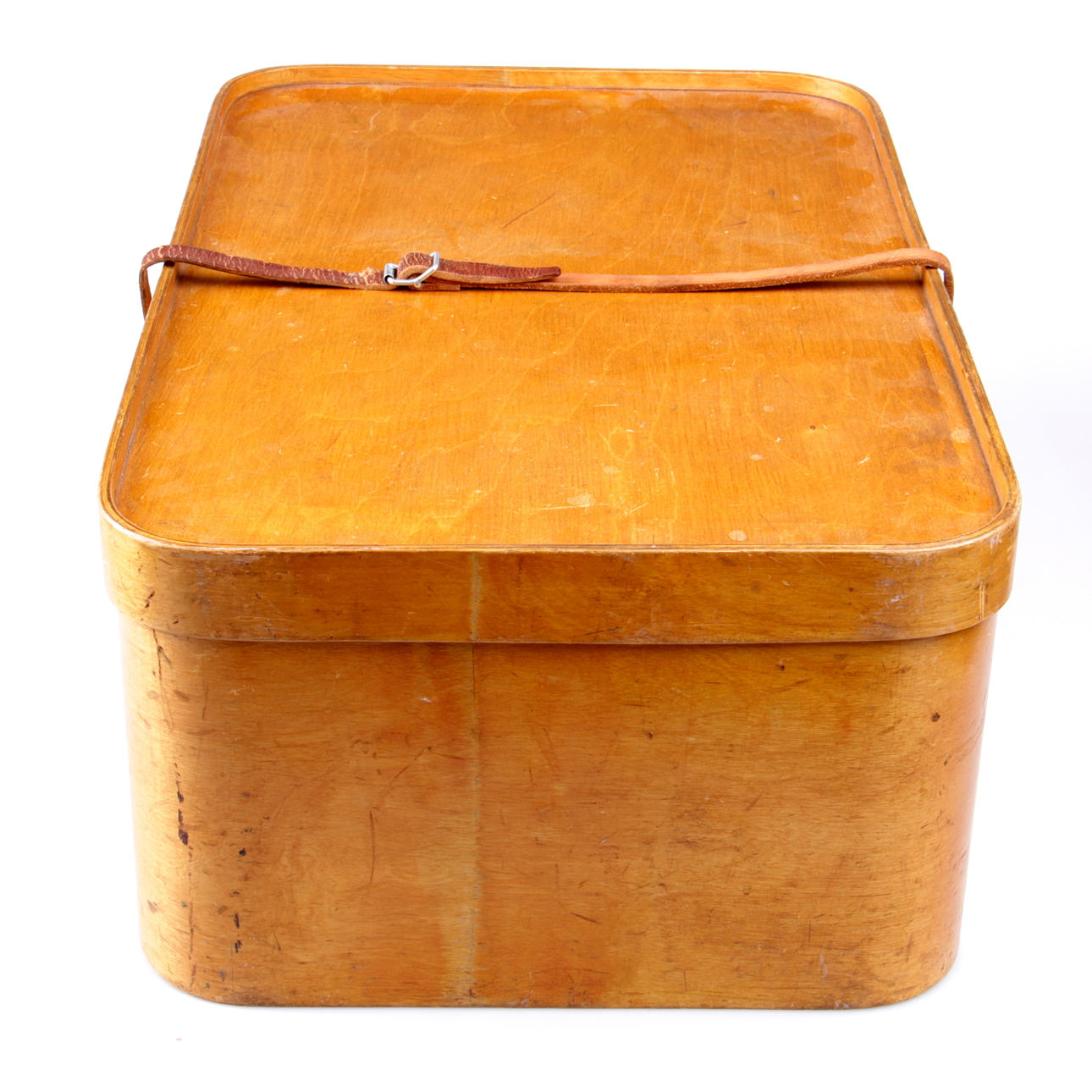 LÅDA MED LOCK, björk, 1900-talets första hälft.