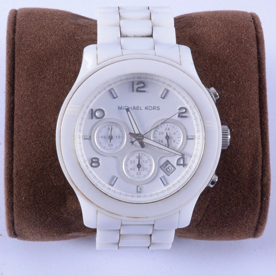 MIESTEN RANNEKORU, Michael Kors.