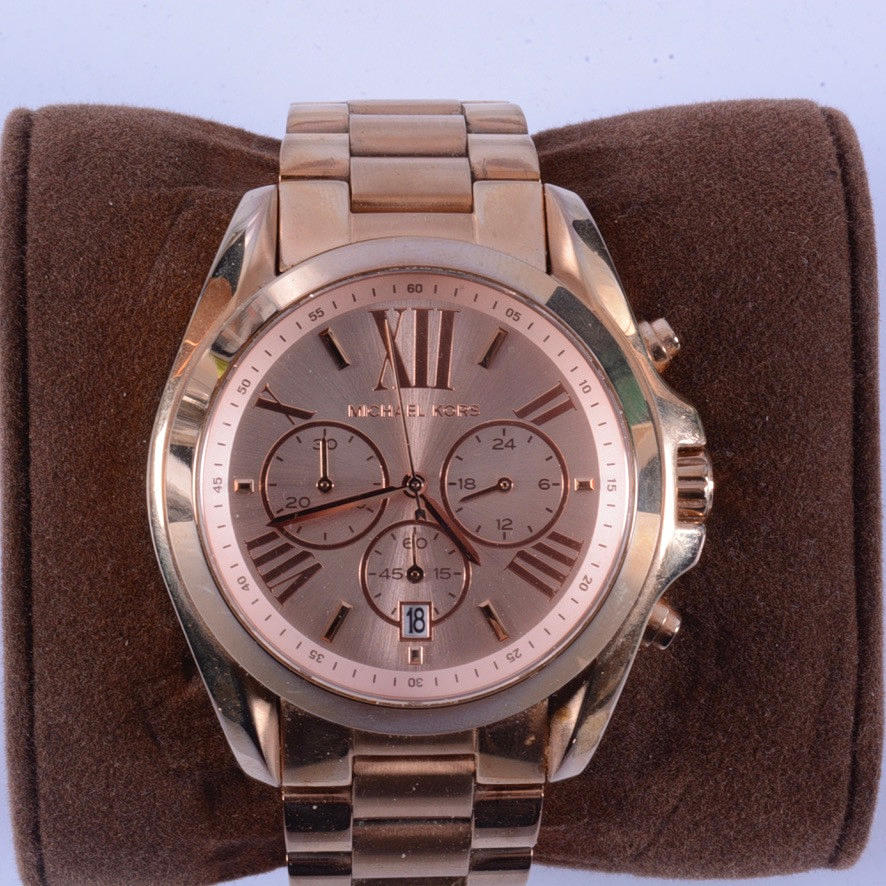 NAISTEN RANNEKORU, Michael Kors.