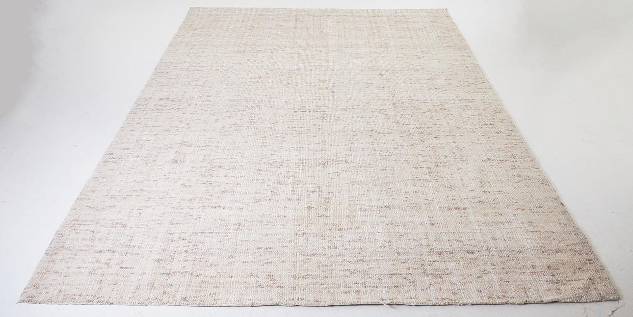 KERROKSELLINEN, ''Graniitti'', matto, villa.