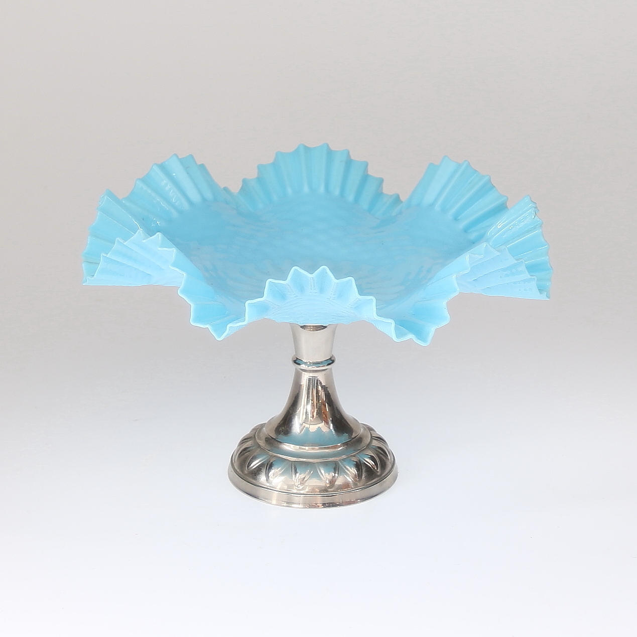 BORDSUPPSATS, nysilver och emaljerad plåt, 1900-talets första halva.