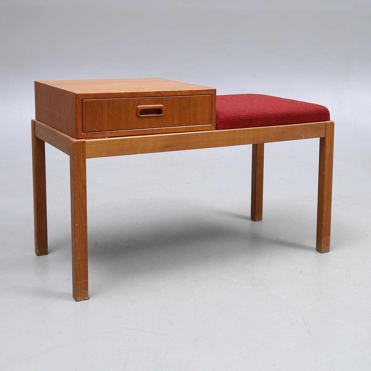 MUEBLE PARA TELÉFONO, teca, años 60.