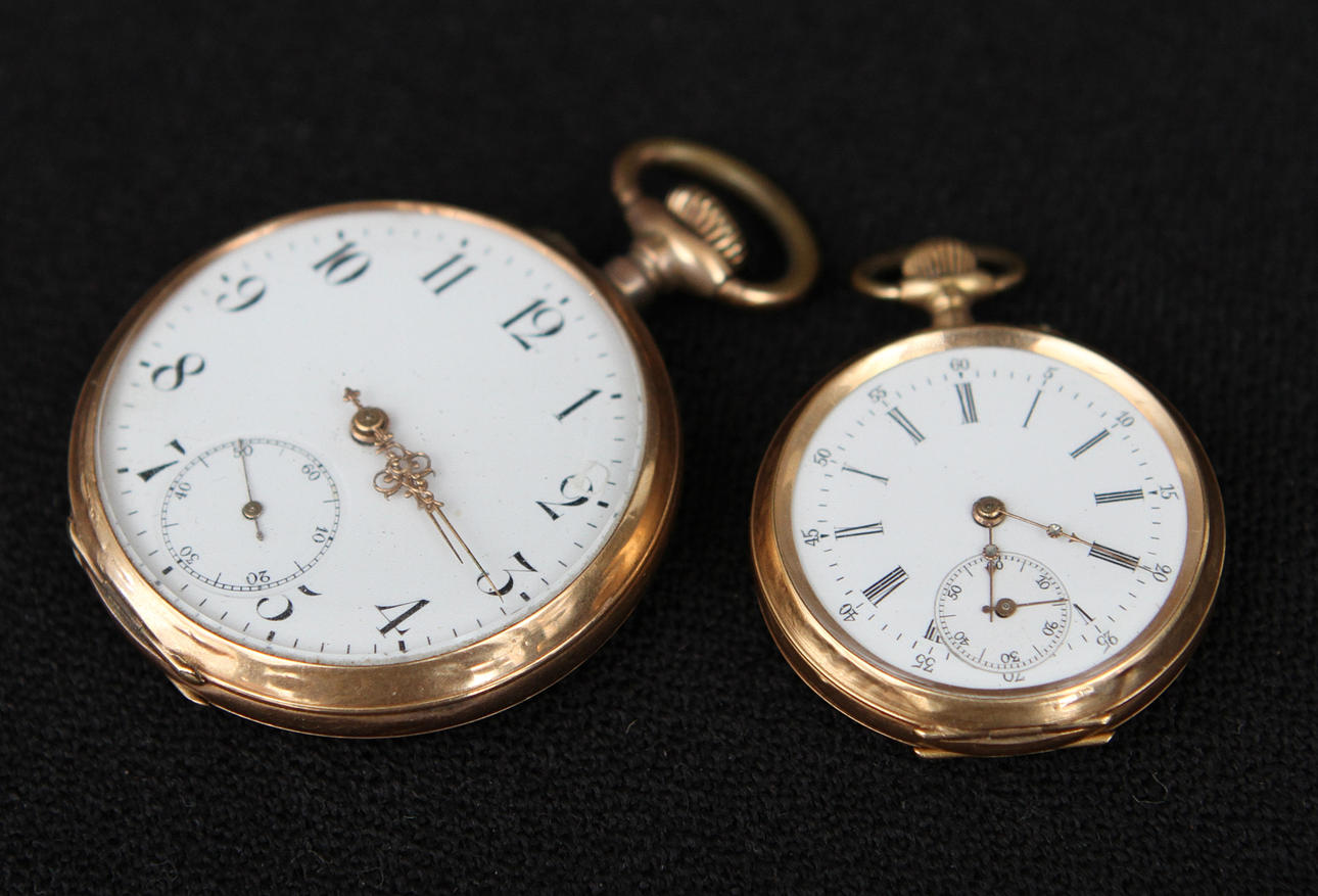 FICKUR, 2 st, 14K guld.