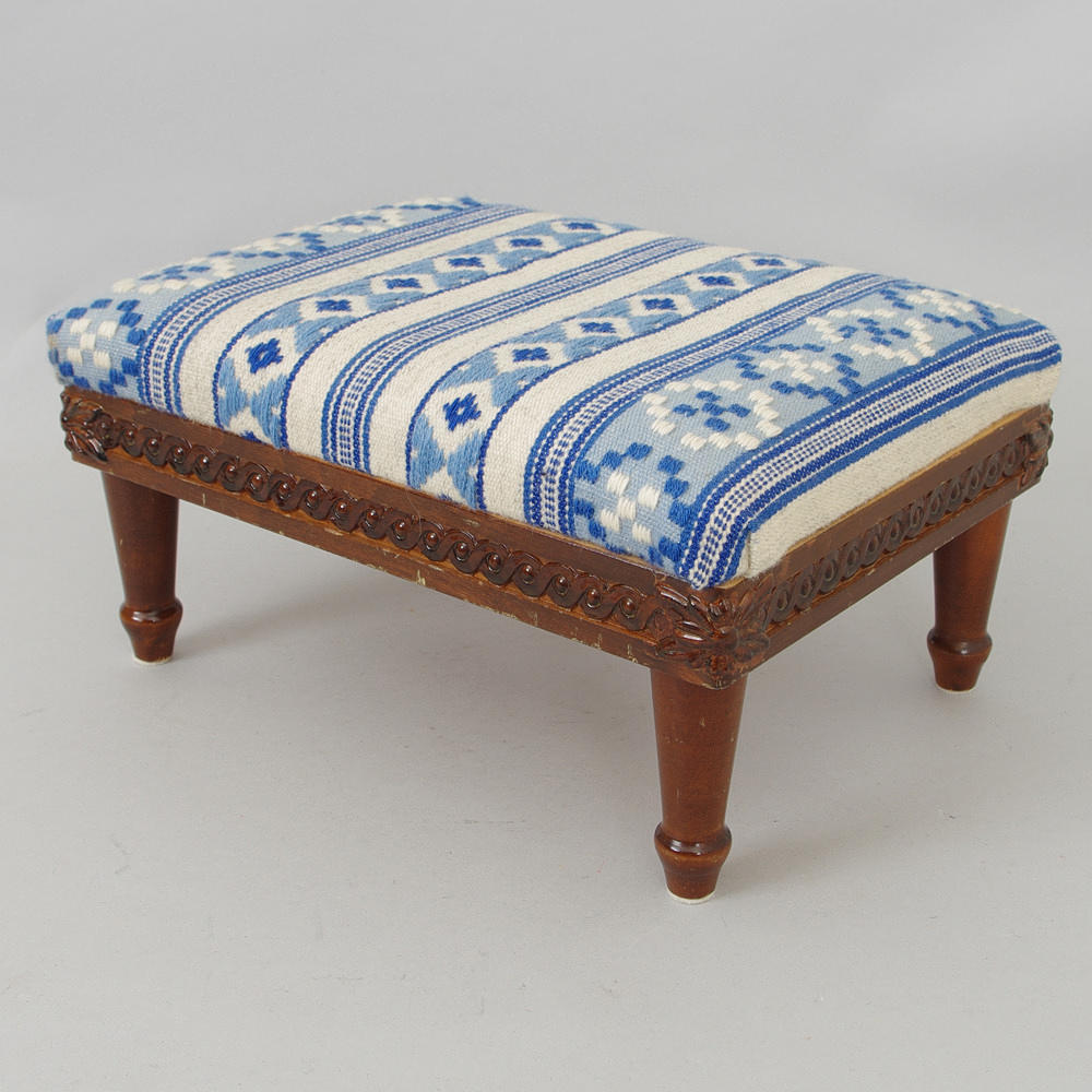 PALL, gustaviansk stil, 1900-tal.