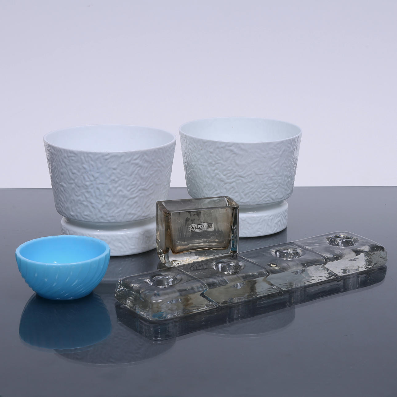 GLASS OBJECTS, 5 pcs, Pukeberg.