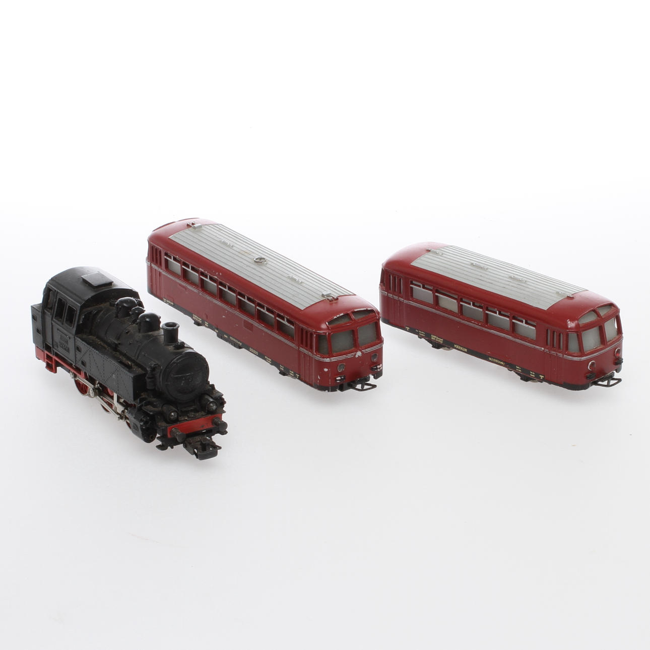 MÄRKLIN Rälsbuss med släp och ånglok TM 800.