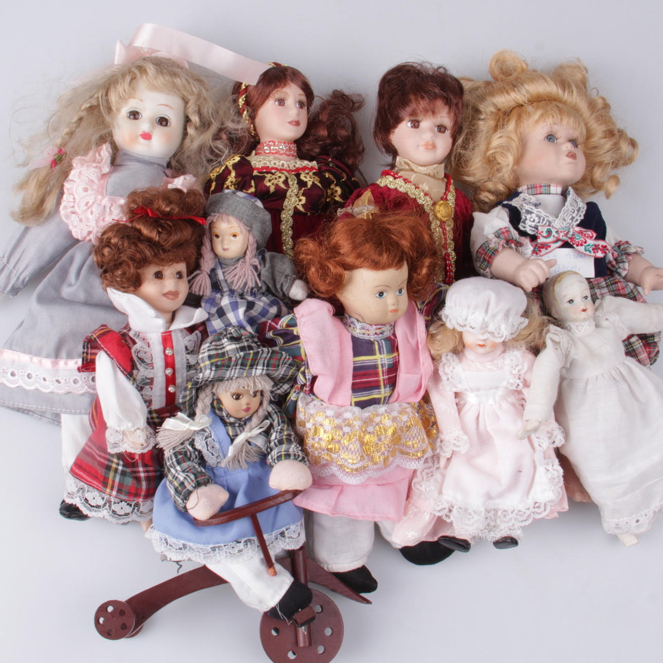 DOCKOR, 10 st. Porslin, 1900-tal.