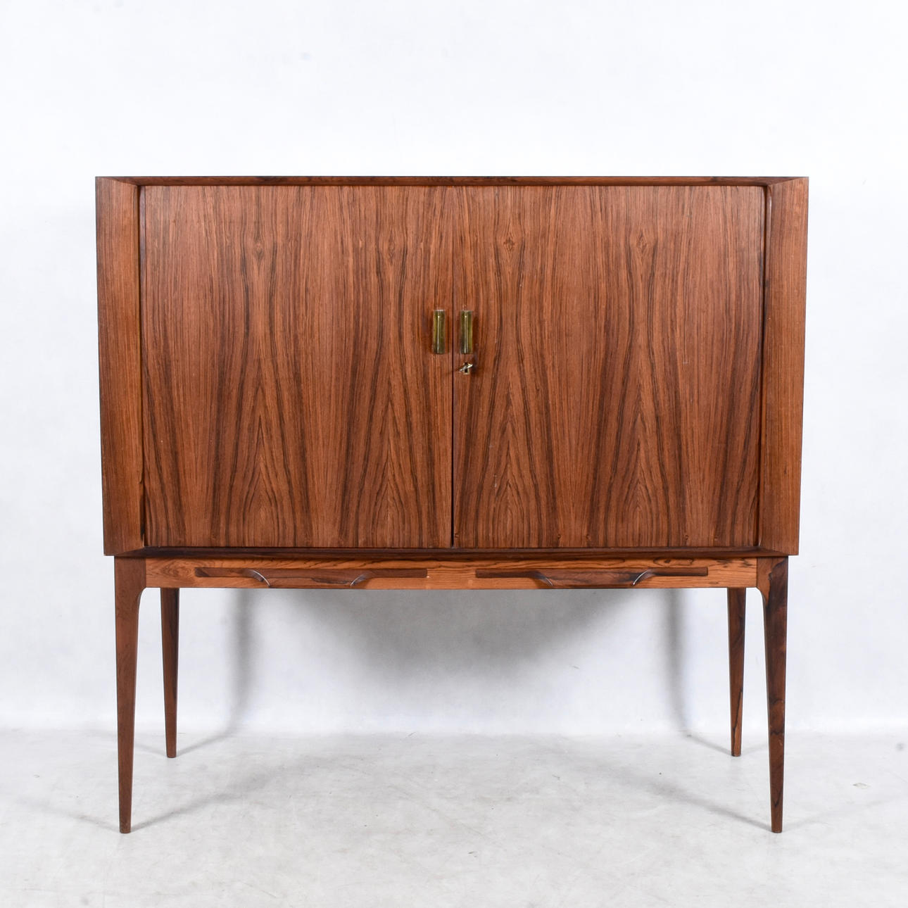 BARSKÅP, jakaranda, 1960-tal.