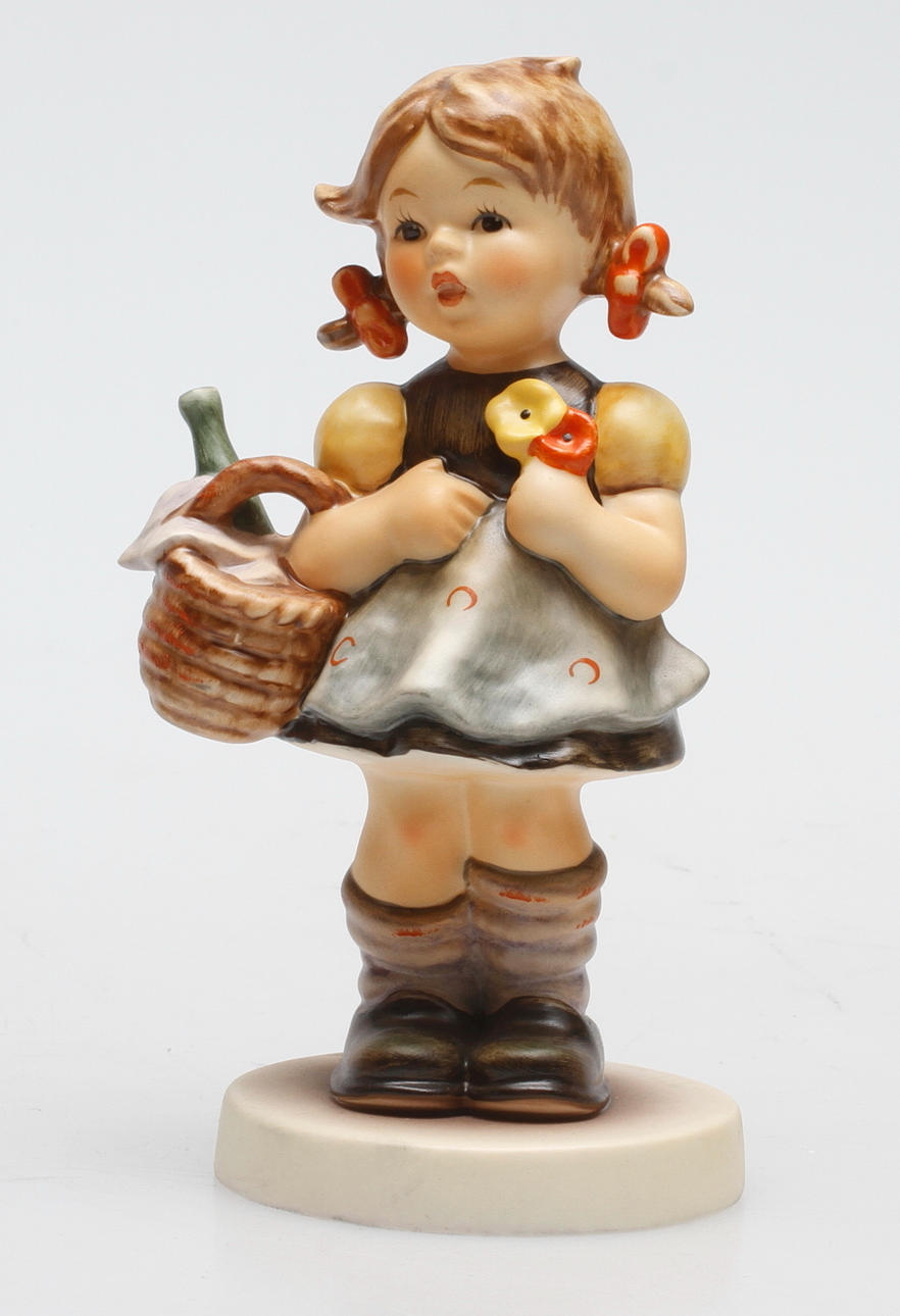 FIGURIN, porslin, "Little Visitor", MJ Hummel, Goebel, Tyskland.